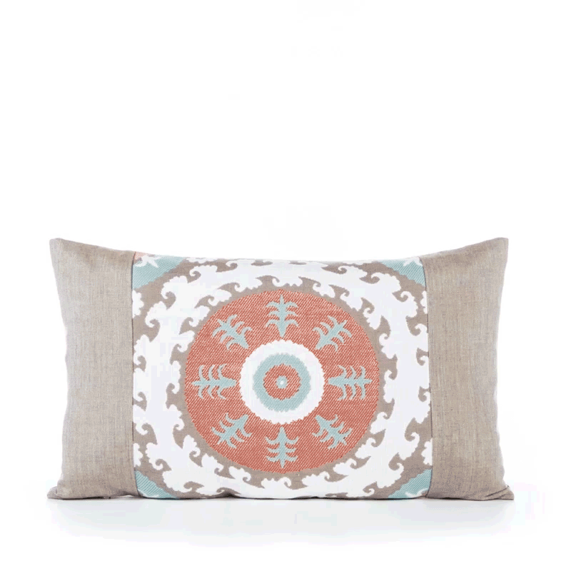 360 video of Lumbar pillow with center circle detail for chic indoor and outdoor decor