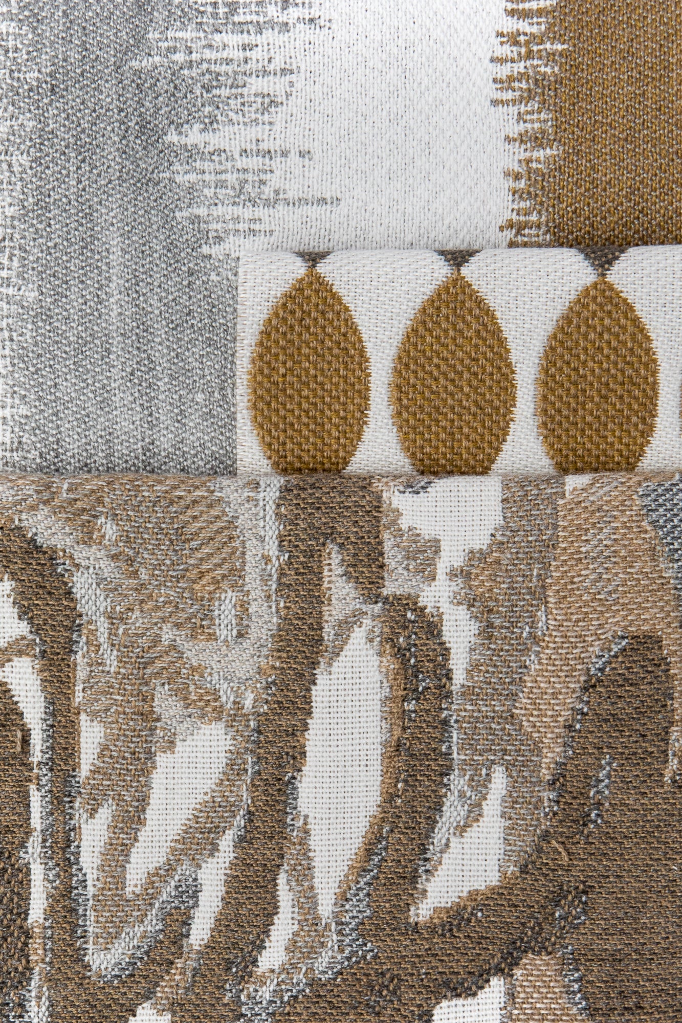 Coordinating fabrics to Murmur Camel – outdoor-safe woven fabric by Elaine Smith, ideal for high-end commercial and residential applications.