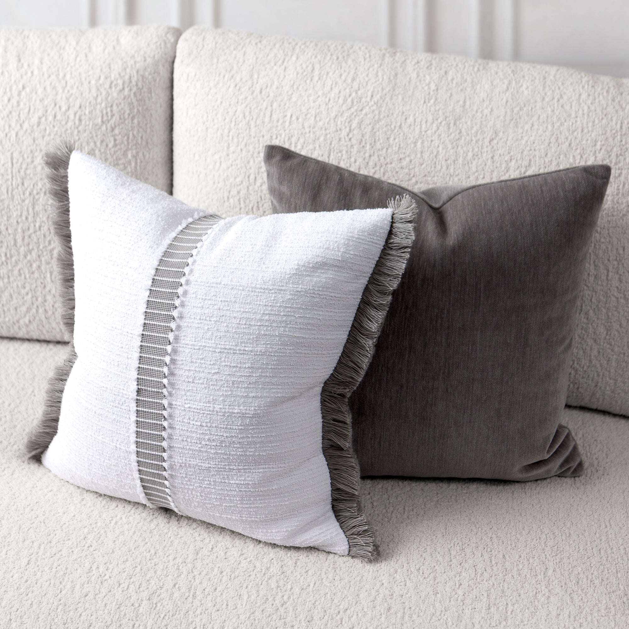 Luxe Velour Pewter | 20"x20"