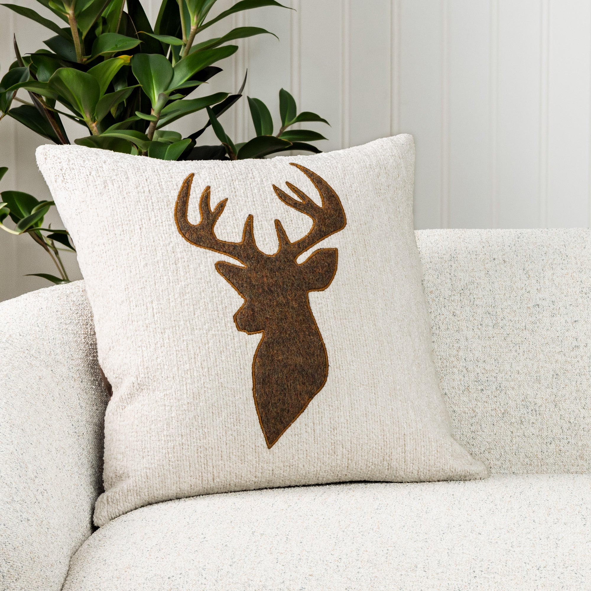 Woodland Stag | 20"x20"